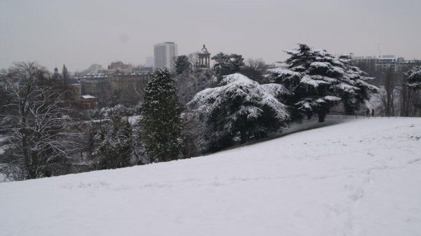 2013 Paris in the snow DSC02269