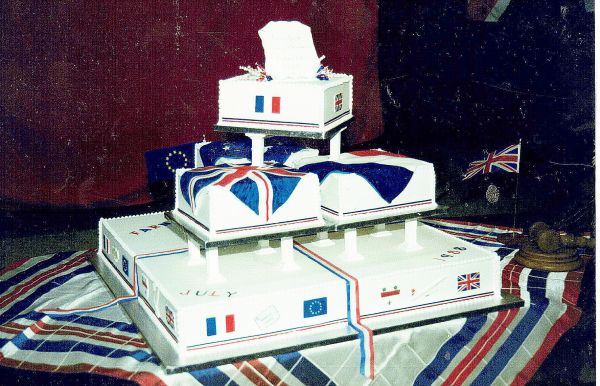 1980s twinning cake