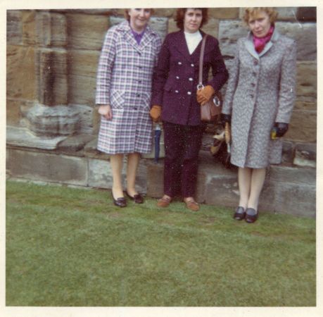 2017 Family Photos years ago img564 Hilda Wilkinson and two others heads chopped