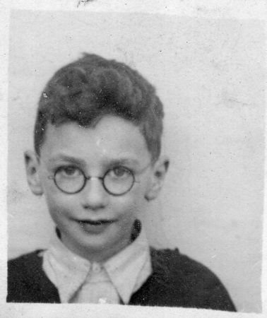2017 Family Photos years ago img597 Not known could it be Gordon Totty