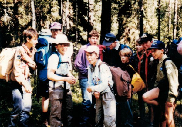 1995 Russian Scouts on a hike